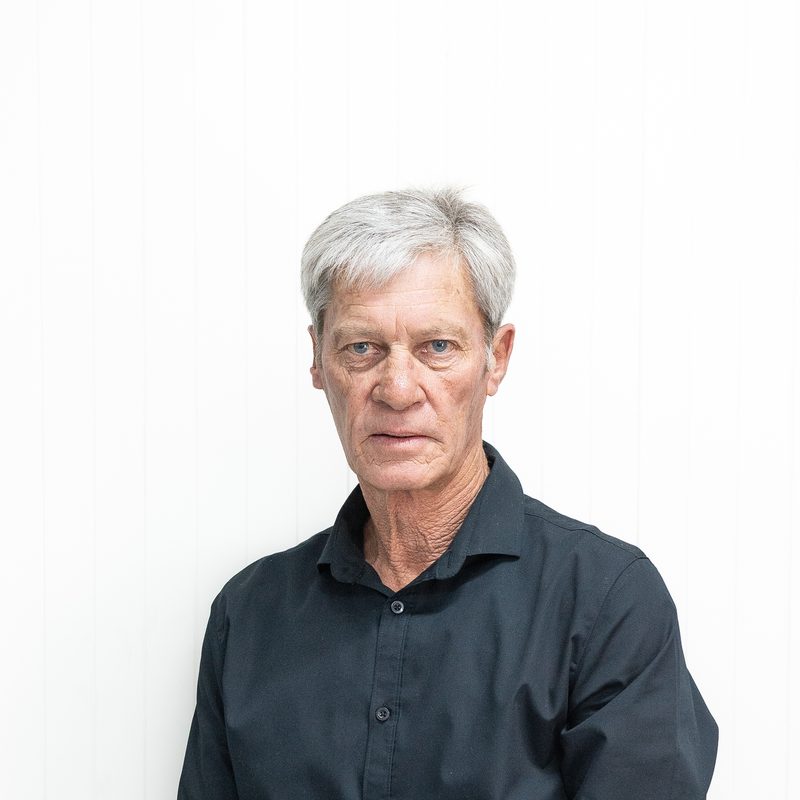 El-Roy Riley, Financial Manager